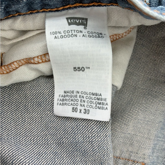 Levi 550 - Picture 5 of 5